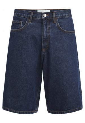 Shorts en denim bleu foncé avec une coupe droite, poches avant et piqûres orange. Comprend une fermeture à bouton et des passants de ceinture.