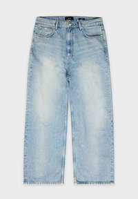 Unselected, light wash blue