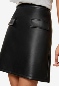 Friends Like These REGULAR FIT - A-silueta svārki - black pocket