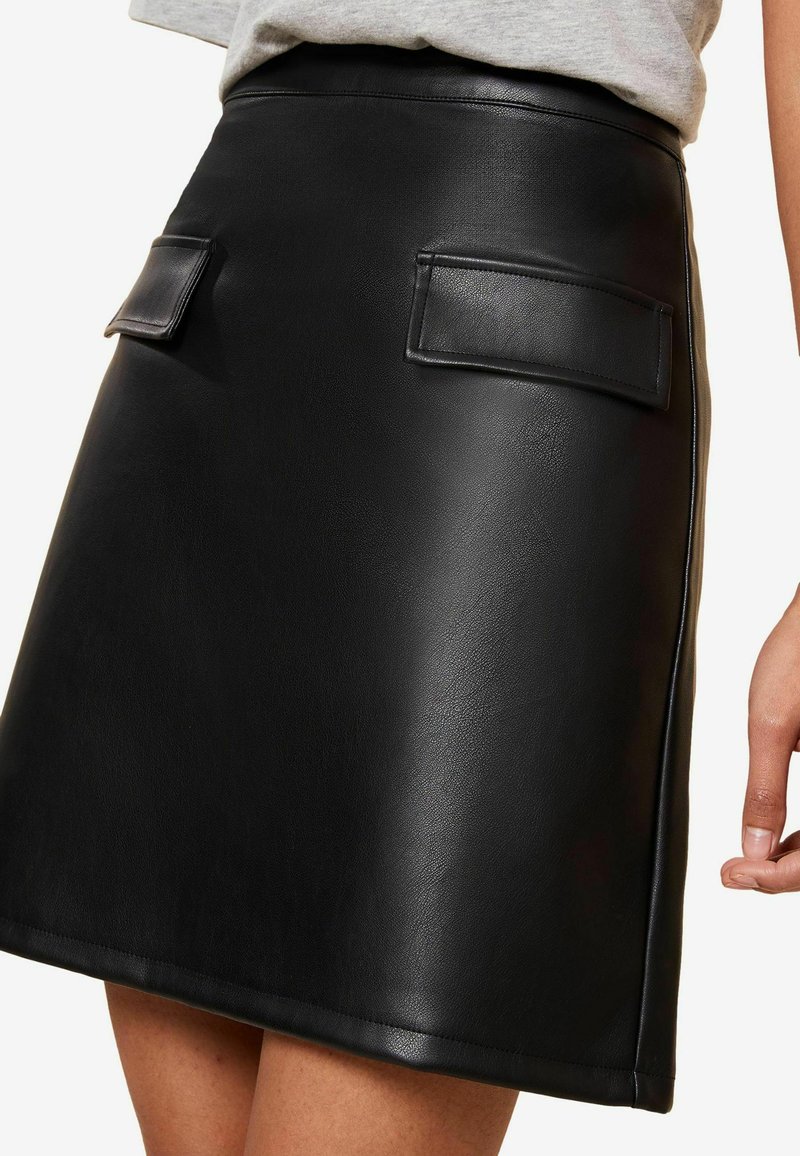 Friends Like These REGULAR FIT - A-silueta svārki - black pocket