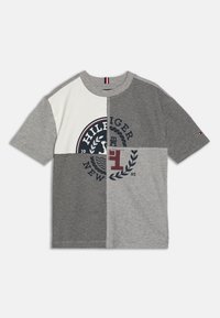 Tommy Hilfiger MONOTYPE SPLICED PRINT TEE - T-shirt con stampa - greys heather mix