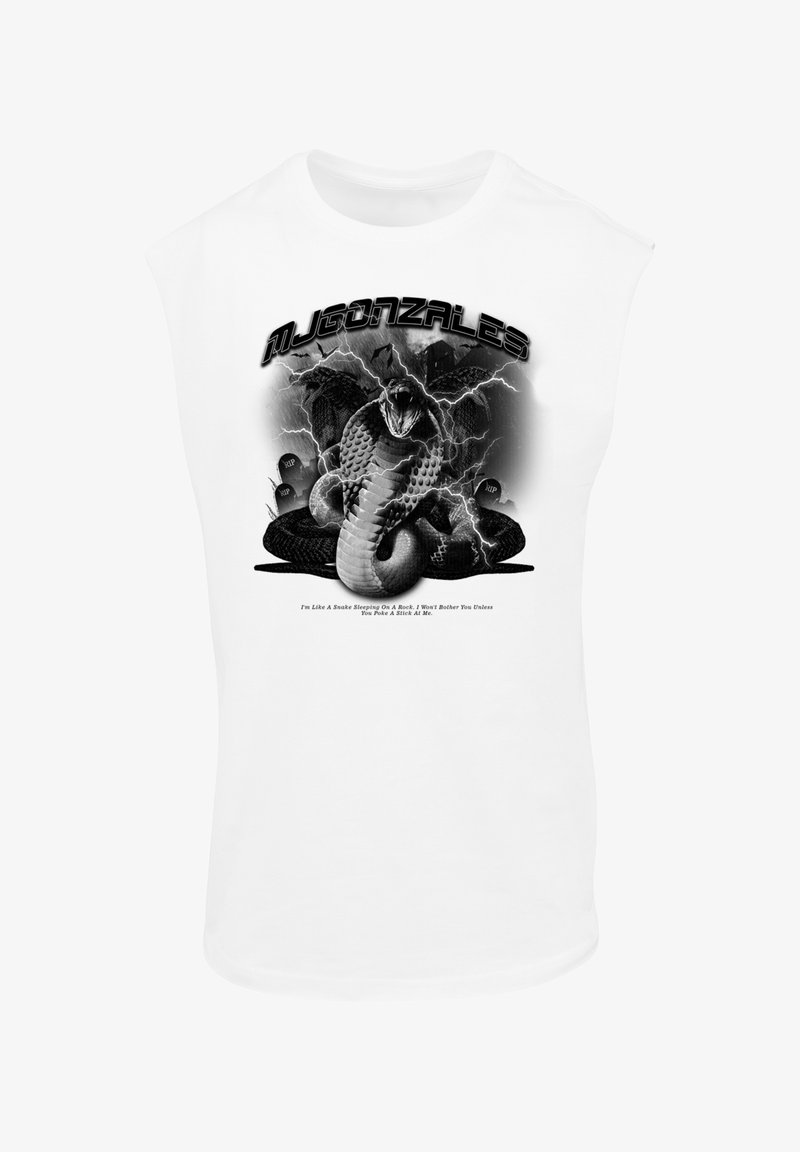 Cobra enroulée avec capuche levée et bouche ouverte, éclairs, tombes avec RIP, et texte "MJ GONZALES" sur un t-shirt blanc sans manches.