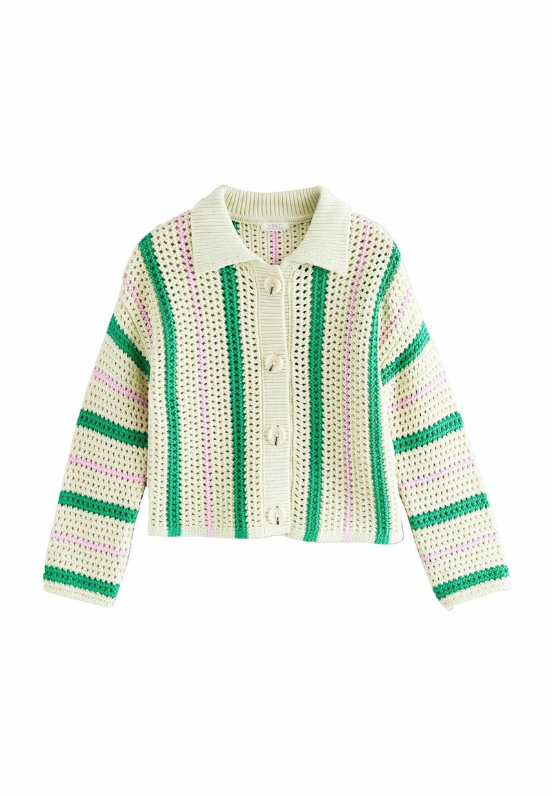 Cardigan en crochet crème avec des rayures verticales vertes et roses, grandes boutons, manches longues et col côtelé, posé à plat sur fond blanc.