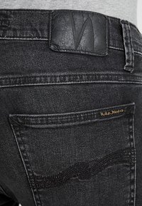 Nudie Jeans Vaqueros pitillo - black denim