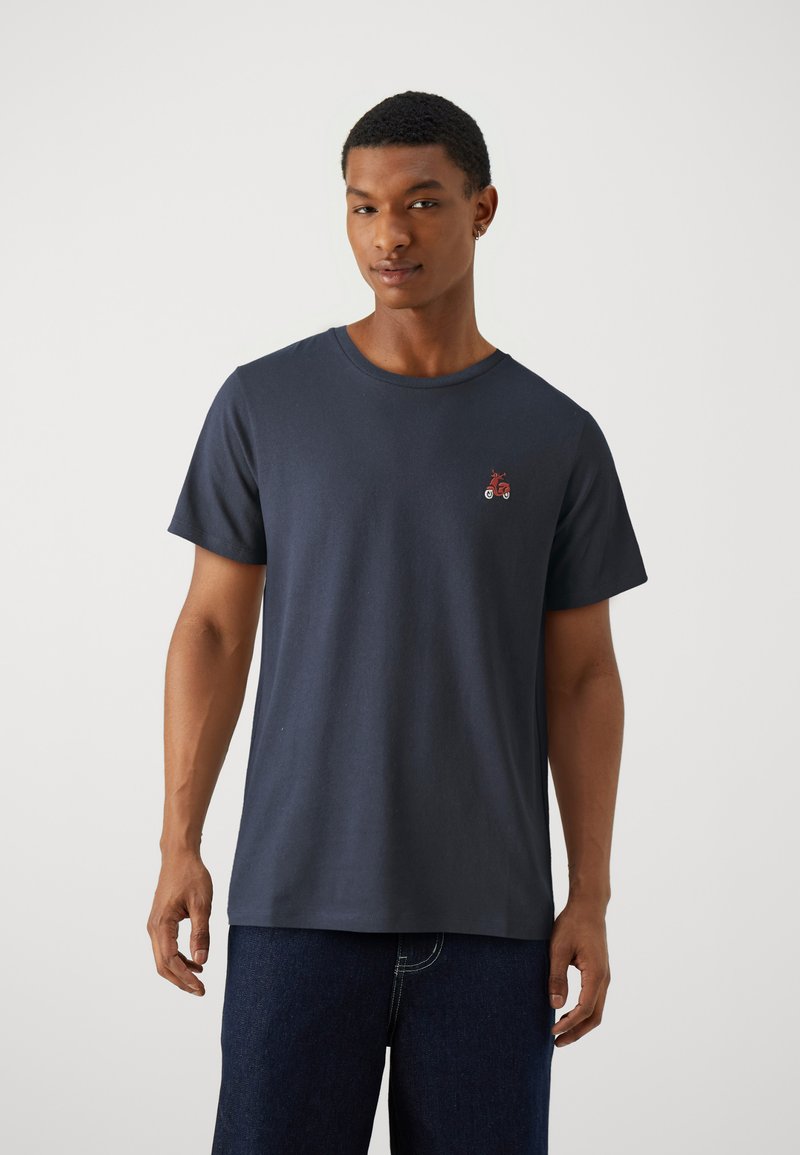 Selected Homme SLHREG CLAUS TEE - Paprasti marškinėliai - dark navy