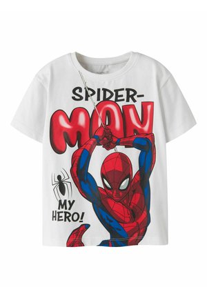 Biała dziecięca koszulka z Spider-Manem huśtającym się na pajęczynie, czerwonym napisem "MOON" oraz hasłem "SPIDER- MY HERO!" z czarną grafiką pająka.