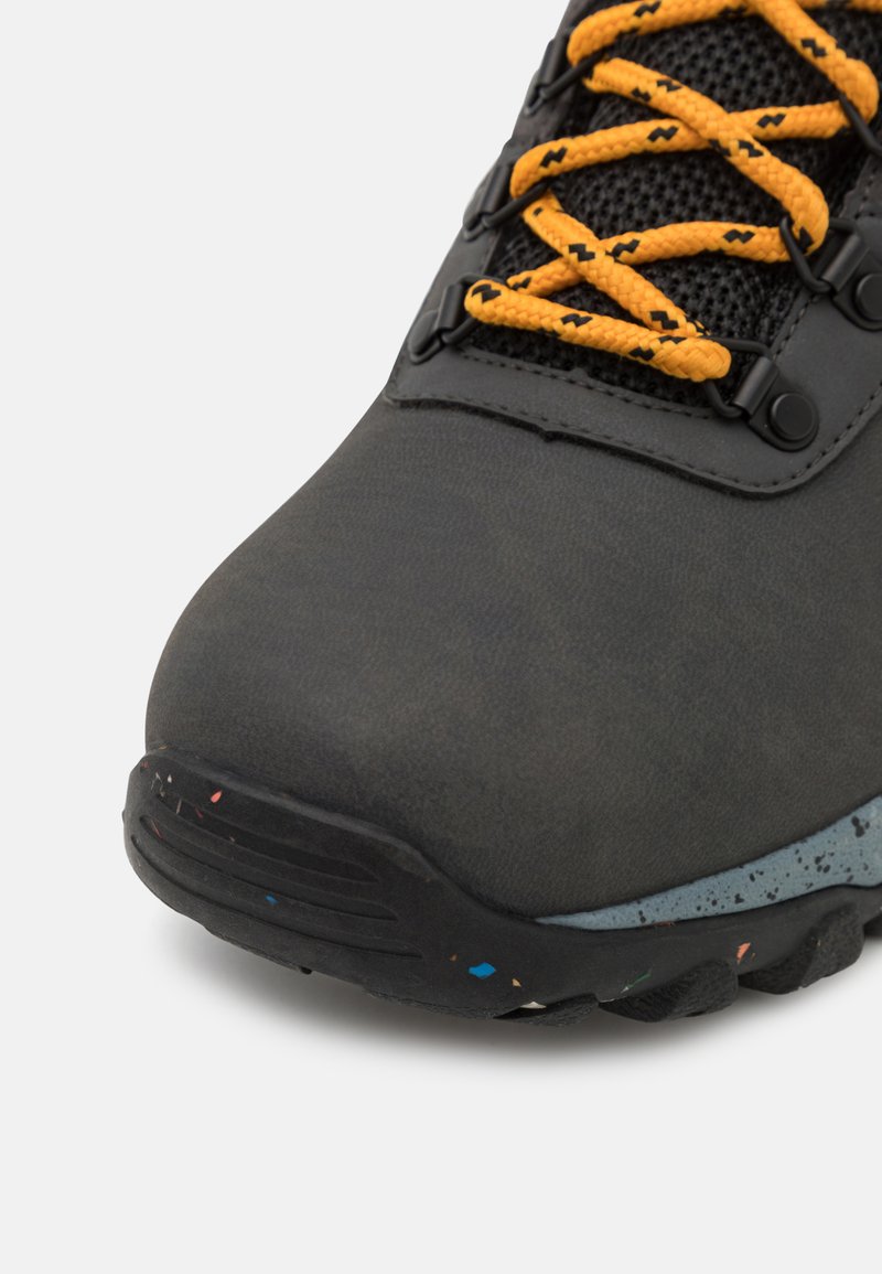Columbia Black Hiking Boots with Yellow Accents Columbia Granite Trail Mid Hiking Boots Synthetic Mud/Black  main image 2