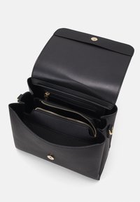Valentino Bags Bolso de mano - black