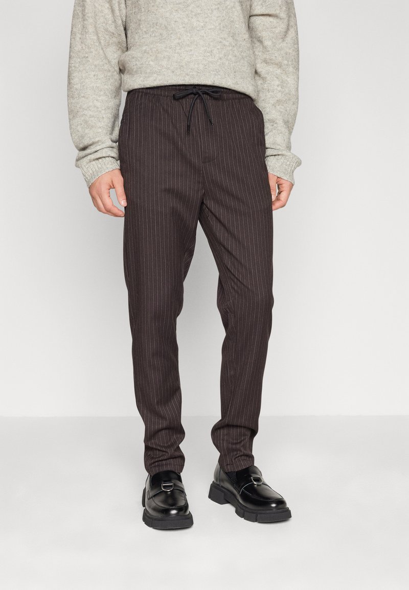Only & Sons Mark Tap Broek | Kampeerhal Roden
