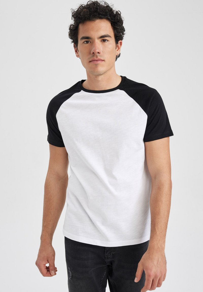 Maglietta DeFacto Per Bambini - 100% Cotone, Maniche Lunghe, Girocollo, Morbida E Comoda - Foto 7