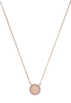 Collier chaîne en or rose avec un pendentif rond incrusté de petits cristaux clairs entourant un centre métallique brossé.