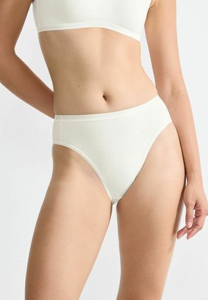 Weiße Baumwollunterhosen mit einem hochgeschnittenen Beindesign. Glatter Stoff, elastischer Bund, minimale Nähte und nahtlose Kanten.