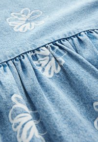 Next REGULAR FIT - Skjortklänning - blue denim flower print