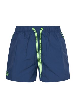 Costume da bagno blu navy con coulisse verde neon stampate "SUNDEK" e rifiniture verdi neon abbinate sulle tasche e il logo sulla gamba sinistra.