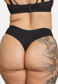 SugarShape String - black