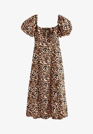 Sukienka midi w panterkę z lekkiego materiału. Posiada bufiaste rękawy, kwadratowy dekolt i marszczenia na górze, co zapewnia luźny krój.