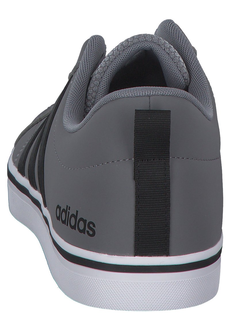 Baskets Vs Pace - ADIDAS - Homme - Gris - Plat - Synthétique - Lacets