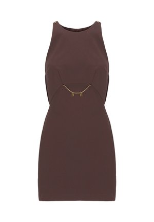 Abito senza maniche di colore marrone con design aderente, caratterizzato da un accento di catena con ferramenta dorata sul petto e cuciture strutturate.