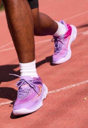 GIANNIS IMMORTALITY 4 - Basketsko - black raspberry/aster pink/hot punch