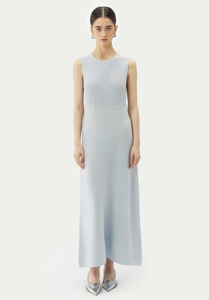 GOBI Cashmere LEICHTES - Maxikleid - light blue