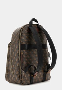 Guess MILANO VERTICAL ZIP UNISEX - Zaino - braun