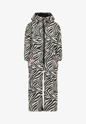 Snehový overal so zebra vzorom v čierno-bielej farbe, s kapucňou, predným zipsom a ružovými zipsami na bočných vreckách. Nepremokavá látka.