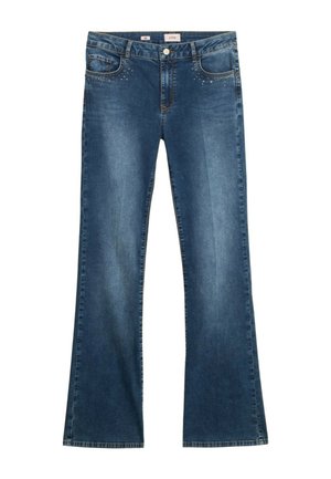 Blaue Jeans mit ausgestelltem Bein aus Denim, mit Nietenverzierungen nahe den vorderen Taschen, Knopfverschluss und einem ausgewaschenen Effekt.
