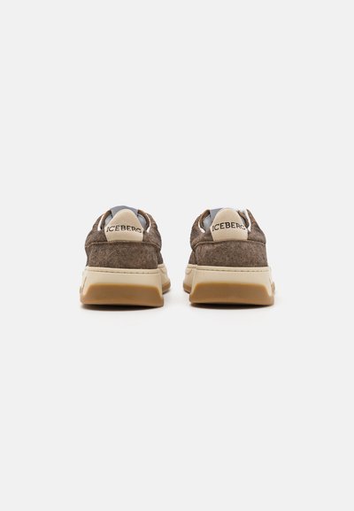 Iceberg CLOCK V2 - Sneakers - comb sigaro
