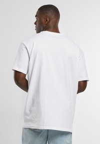 Mister Tee I AM FLYING  - T-shirt med print - white