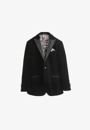 Crni baršunasti sako s satenskim reverima, dva prednja džepa, jednim dugmetom zatvaranje i uzorkovanim unutarnjim podstavom s cvjetnim uzorkom.