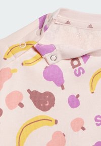adidas Performance ESSENTIALS ALLOVER PRINTED - Chándal - sandy pink