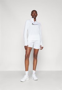 Nike Performance Camiseta de manga larga - white/black
