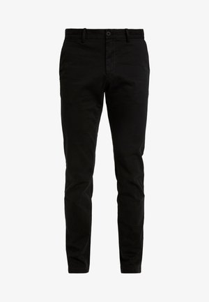 Schwarze Slim-Fit-Hose mit Gürtelschlaufen, vorderem Knopf und Reißverschluss, aus glattem Stoff gefertigt.