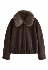 Chaqueta de lana marrón con un gran y suave cuello de piel sintética. Cuenta con un cierre de cremallera, dobladillo elástico y bolsillos laterales. Tejido texturizado.