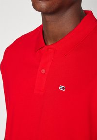 Tommy Jeans PLACKET - Polo - deep crimson
