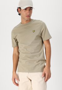Lyle & Scott Jednoduché tričko - sage