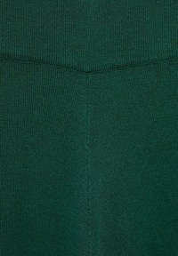 Mango Hlače - dark green