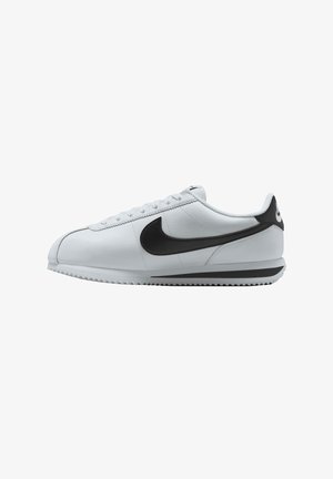 Nike Performance, NIKE CORTEZ - Zapatillas para caminar - white black