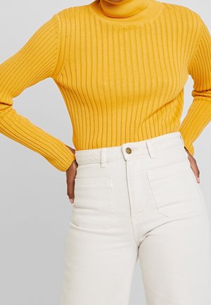 Jumper - yellow
