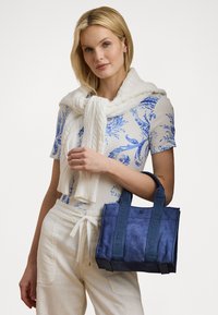 NYLON SMALL STEVIE TOTE BAG - Saco de mão - medtrrnean dye/dark capri blue