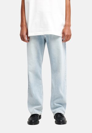 - Jeansy Straight Leg