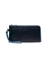 Portafoglio nero in pelle con chiusura a cerniera, dotato di cinturino da polso blu removibile e marchio discreto sul davanti. Texture liscia.