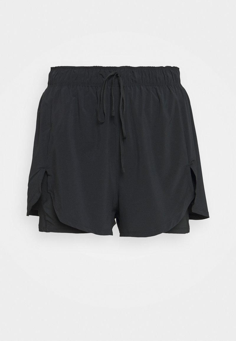 Schwarze Sportkurzshorts mit einem elastischen Bund und verstellbarem Kordelzug, ausgestattet mit seitlichen Schlitzen für mehr Bewegungsfreiheit und einer glatten Textur.
