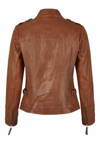 Braune Lederjacke mit taillierter Passform, detaillierten Nähten an den Schultern, seitlichen Schnallen und Reißverschlussärmeln. Glatte Textur und maßgeschneiderte Form.