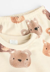 Next SET - REGULAR FIT - Dressikomplekt - neutral bear