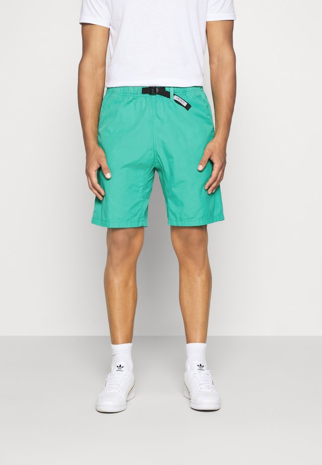 CLOVER - Short - yoda