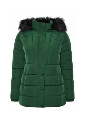 Zielona kurtka ocieplana z zamek błyskawicznym i zatrzaskiem, z czarnym kapturem z sztucznego futra oraz poziomym przeszyciem na ciele.