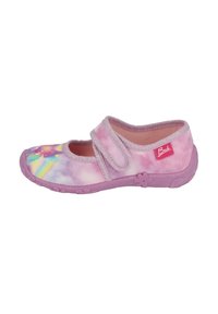 Rosa Kleinkinderschuhe mit einem weichen Stoffoberteil, ausgestattet mit einem Klettverschluss, floralen Akzenten auf der Sohle und einem bunten Design, das Regenbögen beinhaltet.