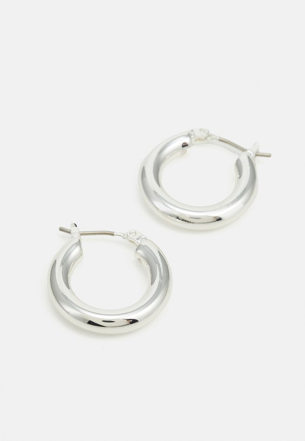 SMALL HOOP - Earrings3