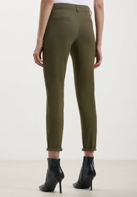 Calliope Chino - verde